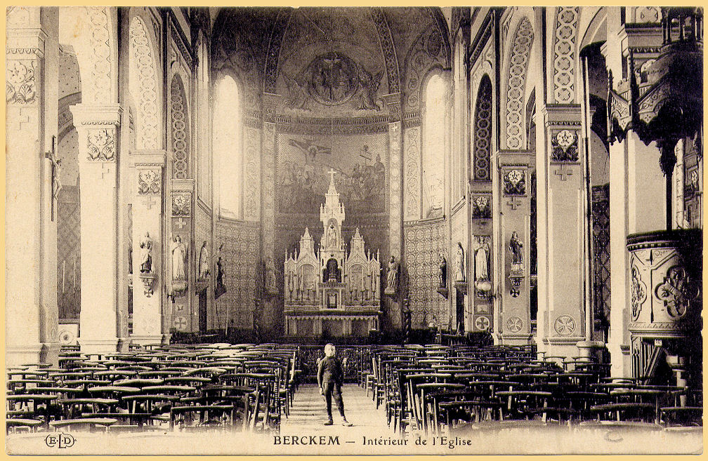 Intrieur de l'glise Saint-Vital en 1913